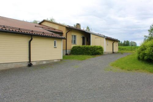 Julkisivu